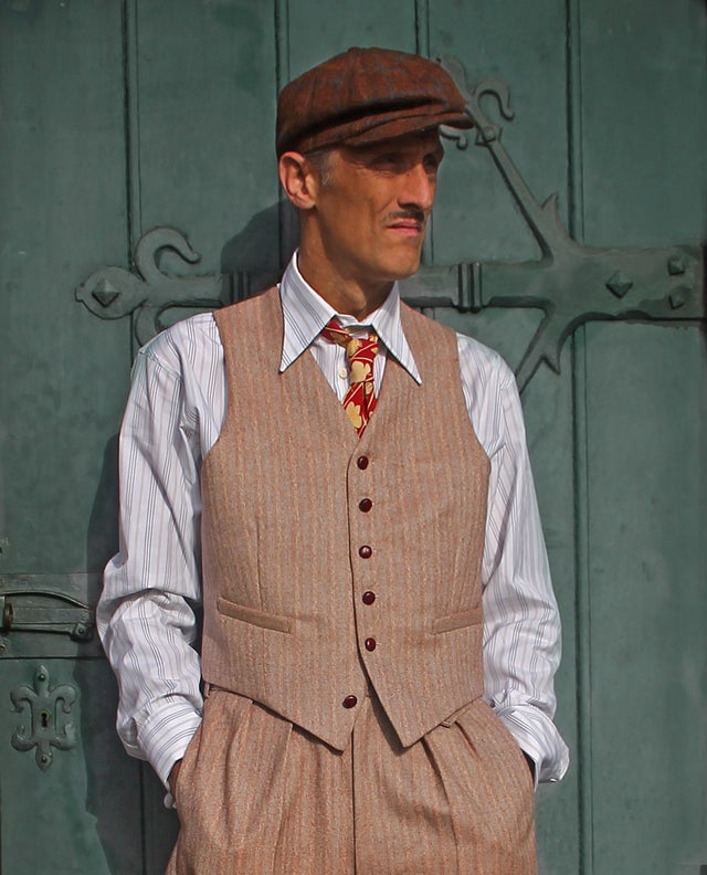 vintage style menswear, sustainable and ethically produced in the EU, retro  menswear